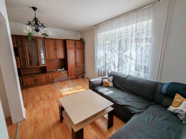 Kiadó téglalakás, albérlet, XV. kerületben, Szűcs István utcában