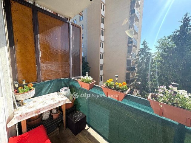 Eladó panellakás, Miskolcon 28.99 M Ft, 2 szobás