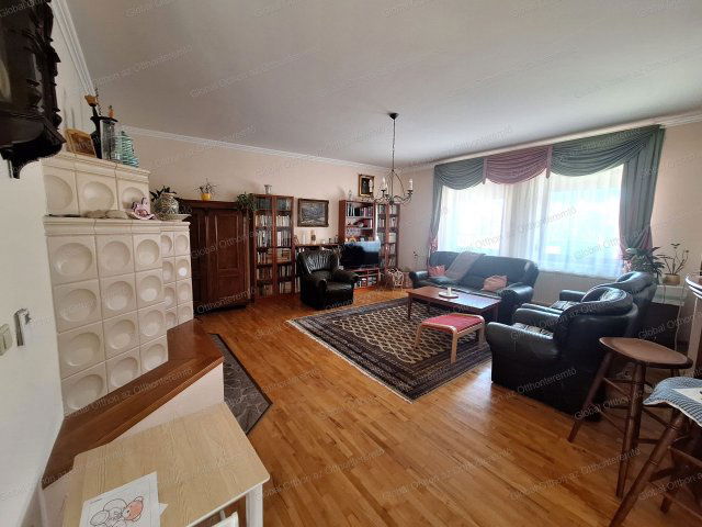 Eladó családi ház, Mosonmagyaróváron 89.9 M Ft, 4 szobás