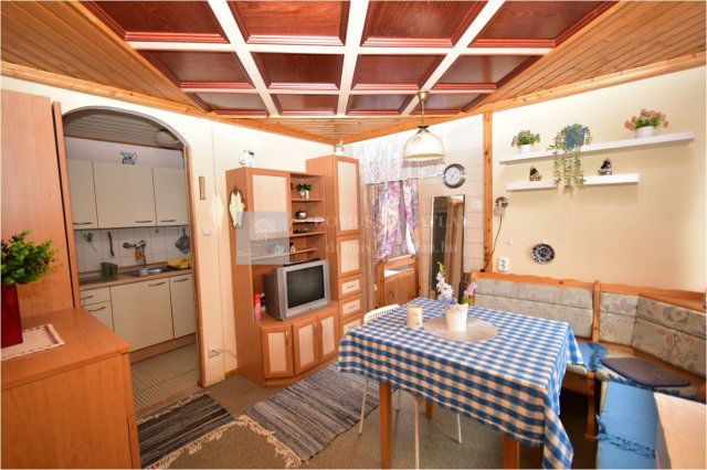 Eladó nyaraló, Borgátán 24.9 M Ft, 1 szobás