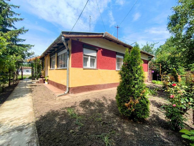 Eladó családi ház, Bélmegyeren 7.99 M Ft, 2 szobás