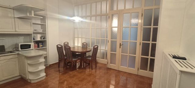 Kiadó téglalakás, albérlet, Budapesten, V. kerületben, 2 szobás