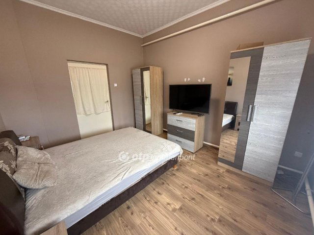 Eladó családi ház, Balkányban 35 M Ft, 2 szobás