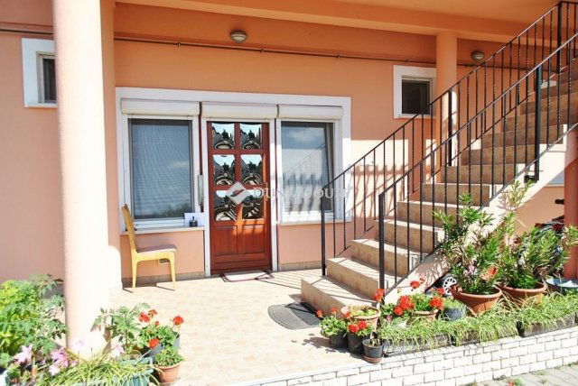 Eladó téglalakás, Kerekegyházán 42 M Ft, 2 szobás