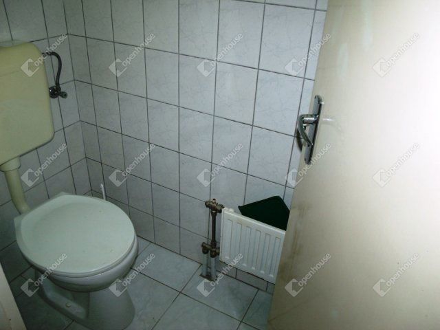 Kiadó téglalakás, albérlet, Pacsán 100 E Ft / hó, 1 szobás