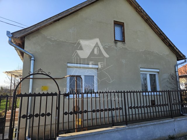 Eladó családi ház, Tiszaföldváron 19.9 M Ft, 1+1 szobás