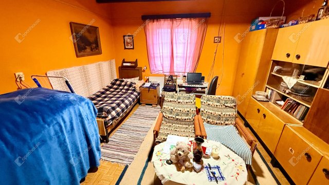 Eladó családi ház, Káván 24.9 M Ft, 2 szobás