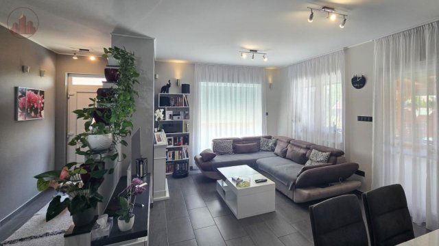Eladó családi ház, Üllőn 119.99 M Ft, 4+1 szobás