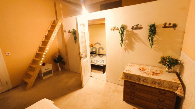 Eladó téglalakás, Budapesten, VII. kerületben 64.9 M Ft