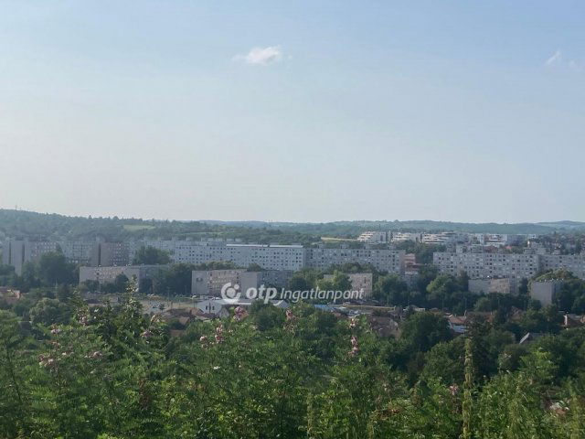 Eladó családi ház, Miskolcon 5.5 M Ft, 1 szobás