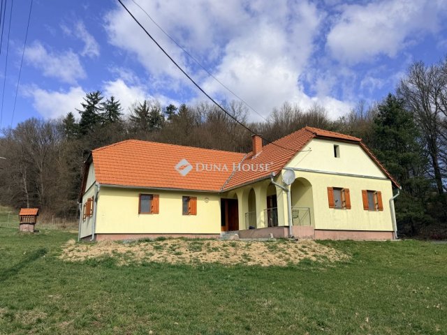 Eladó családi ház, Apátistvánfalván 89.85 M Ft, 3 szobás