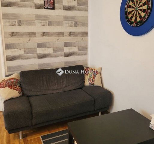 Eladó téglalakás, Budapesten, III. kerületben 76 M Ft
