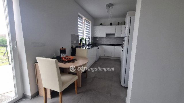 Eladó családi ház, Táborfalván 69.8 M Ft, 4 szobás