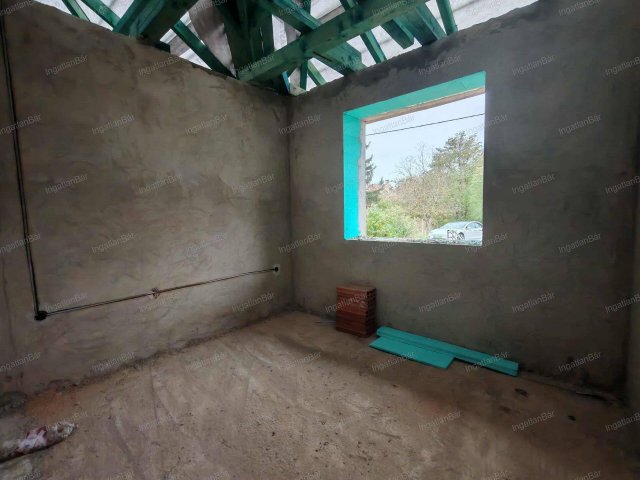 Eladó téglalakás, Nyíregyházán 81.999 M Ft, 3 szobás