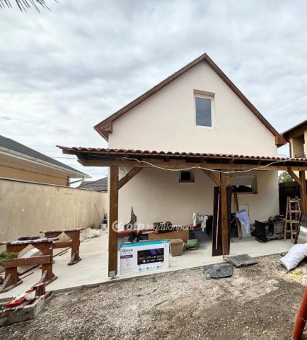 Eladó családi ház, Debrecenben 87.9 M Ft, 2 szobás