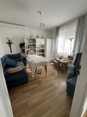 Eladó téglalakás, Siófokon 72.9 M Ft, 2 szobás