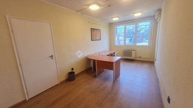 Kiadó iroda, Zalaegerszegen, Alsóerdei úton 34 E Ft / hó