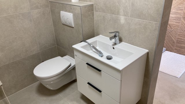 Eladó családi ház, Velencén 80 M Ft, 3 szobás