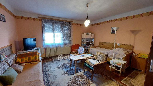 Eladó családi ház, Dévaványán 15 M Ft, 2 szobás