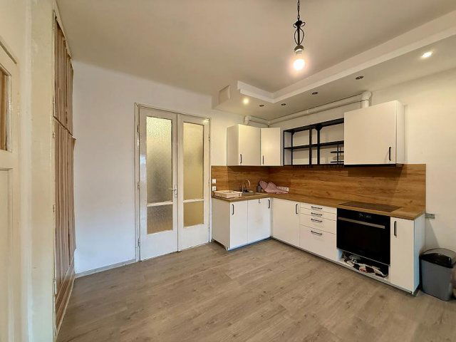 Eladó téglalakás, XI. kerületben, Nagyszőlős utcában