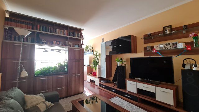 Eladó panellakás, Dunaújvárosban, Köztársaság úton 29.9 M Ft