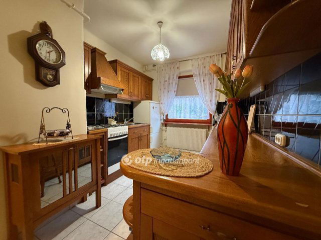 Eladó téglalakás, Debrecenben 58.5 M Ft, 2 szobás