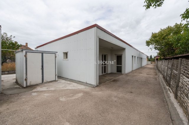 Eladó ipari ingatlan, Bajon 150 M Ft / költözzbe.hu
