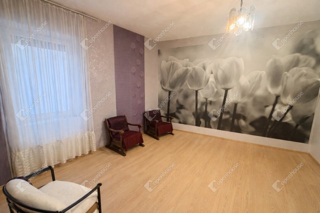 Eladó téglalakás, Szegeden 57.99 M Ft, 2 szobás