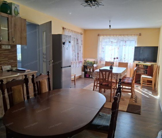 Eladó családi ház, Törökszentmiklóson 42 M Ft, 4 szobás