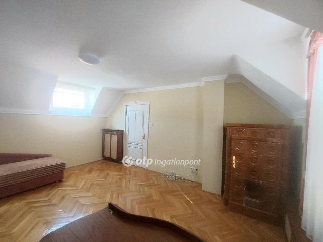 Eladó családi ház, Kecskeméten 150.045 M Ft, 6 szobás