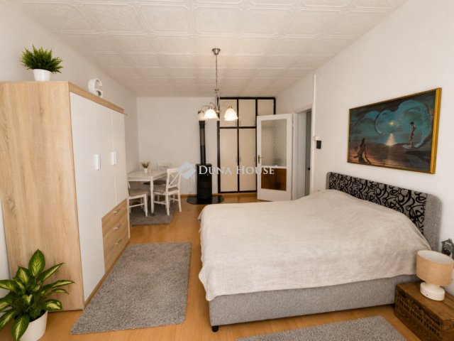 Eladó téglalakás, Mosonmagyaróváron 36.99 M Ft, 2 szobás