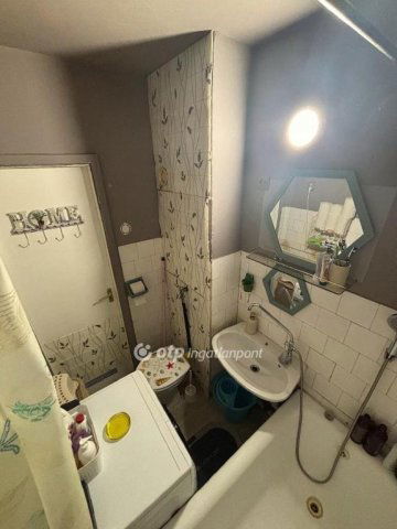 Eladó panellakás, Budapesten, X. kerületben 55 M Ft, 1+1 szobás