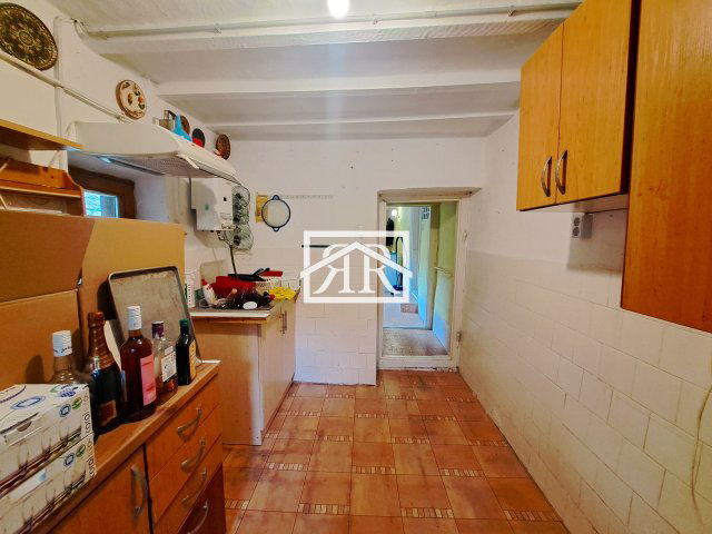 Eladó családi ház, Röszkén, Dózsa György utcában 22.9 M Ft