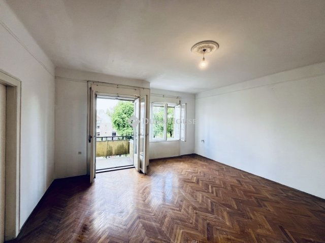 Eladó téglalakás, Győrött 79.9 M Ft, 5 szobás