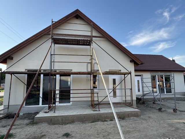 Eladó téglalakás, Mindszenten 32.2 M Ft, 2 szobás