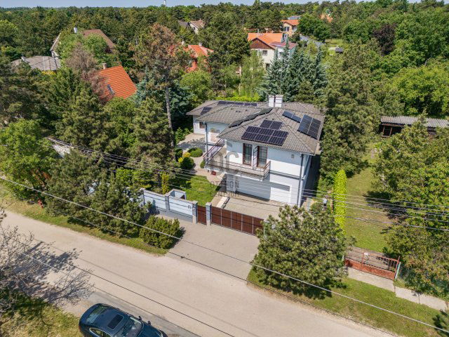 Eladó családi ház, Érden 171 M Ft, 5 szobás