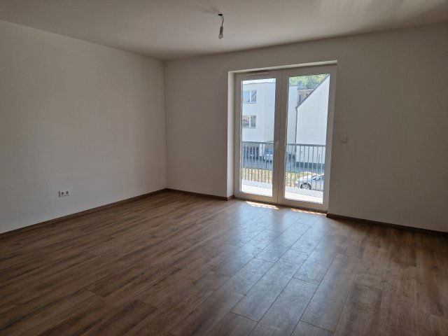 Eladó téglalakás, Szegeden 72.75 M Ft, 2 szobás