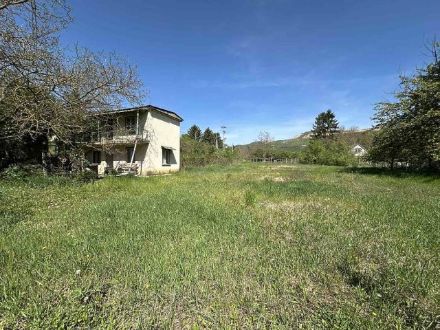 Eladó telek, Vácon 21.5 M Ft / költözzbe.hu