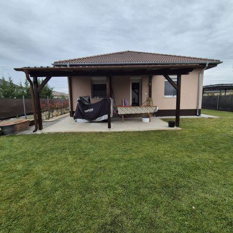 Eladó családi ház, Kecskeméten 95 M Ft, 4 szobás