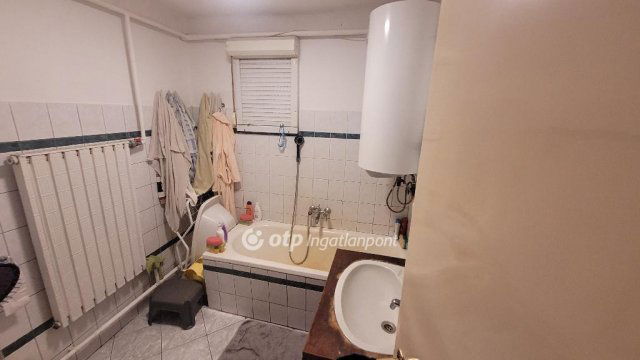 Eladó családi ház, Jászjákóhalmán 14.5 M Ft, 3 szobás