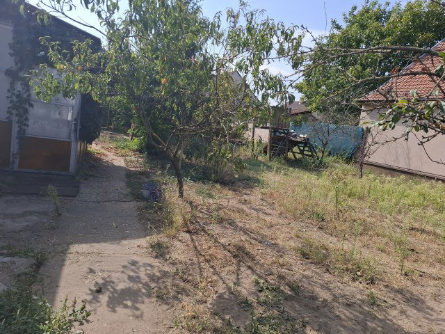 Eladó telek, Mikepércsen, Erdő utcában 22 M Ft