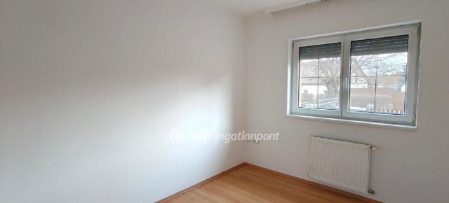 Kiadó családi ház, albérlet, Dunakeszin 450 E Ft / hó, 4 szobás