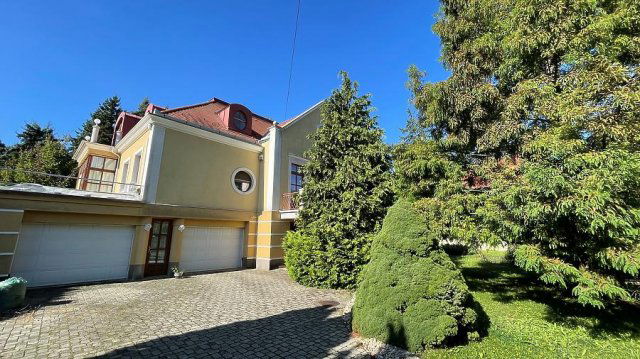 Eladó családi ház, Érden 299 M Ft, 5 szobás