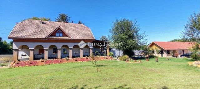 Eladó családi ház, Kecskeméten 99 M Ft, 5 szobás