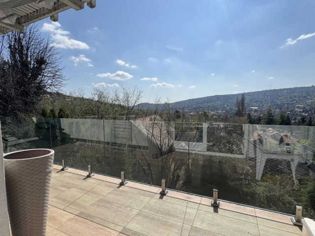 Eladó téglalakás, Budapesten, II. kerületben 185 M Ft