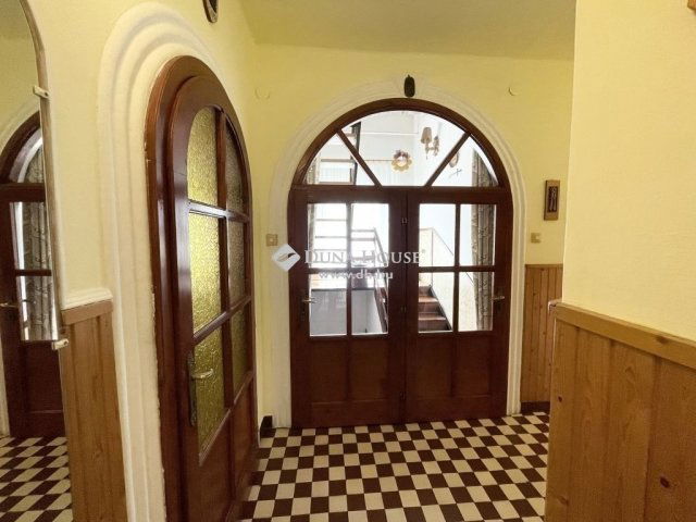 Eladó családi ház, Budapesten, XX. kerületben 129.9 M Ft