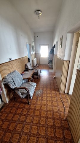 Eladó családi ház, Gödöllőn 84.9 M Ft, 2+1 szobás