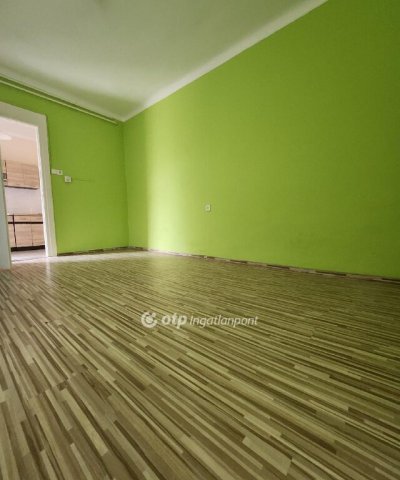 Eladó téglalakás, Budapesten, XX. kerületben 44 M Ft, 1+1 szobás