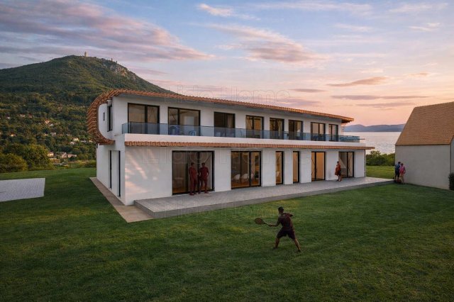 Eladó téglalakás, Balatongyörökön 291.52 M Ft, 5 szobás