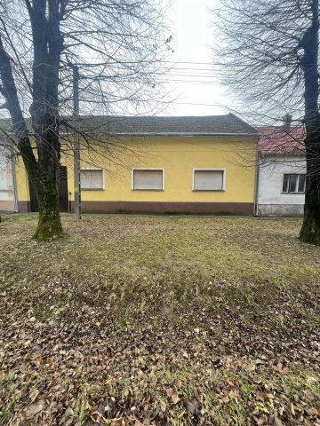 Eladó családi ház, Nagynyárádon 21.9 M Ft, 5 szobás